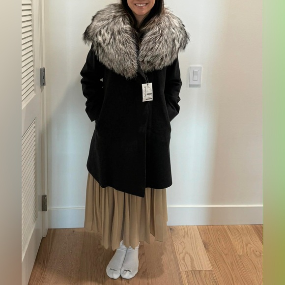 Oxford Grey Fur Coat - Picture 6 of 7